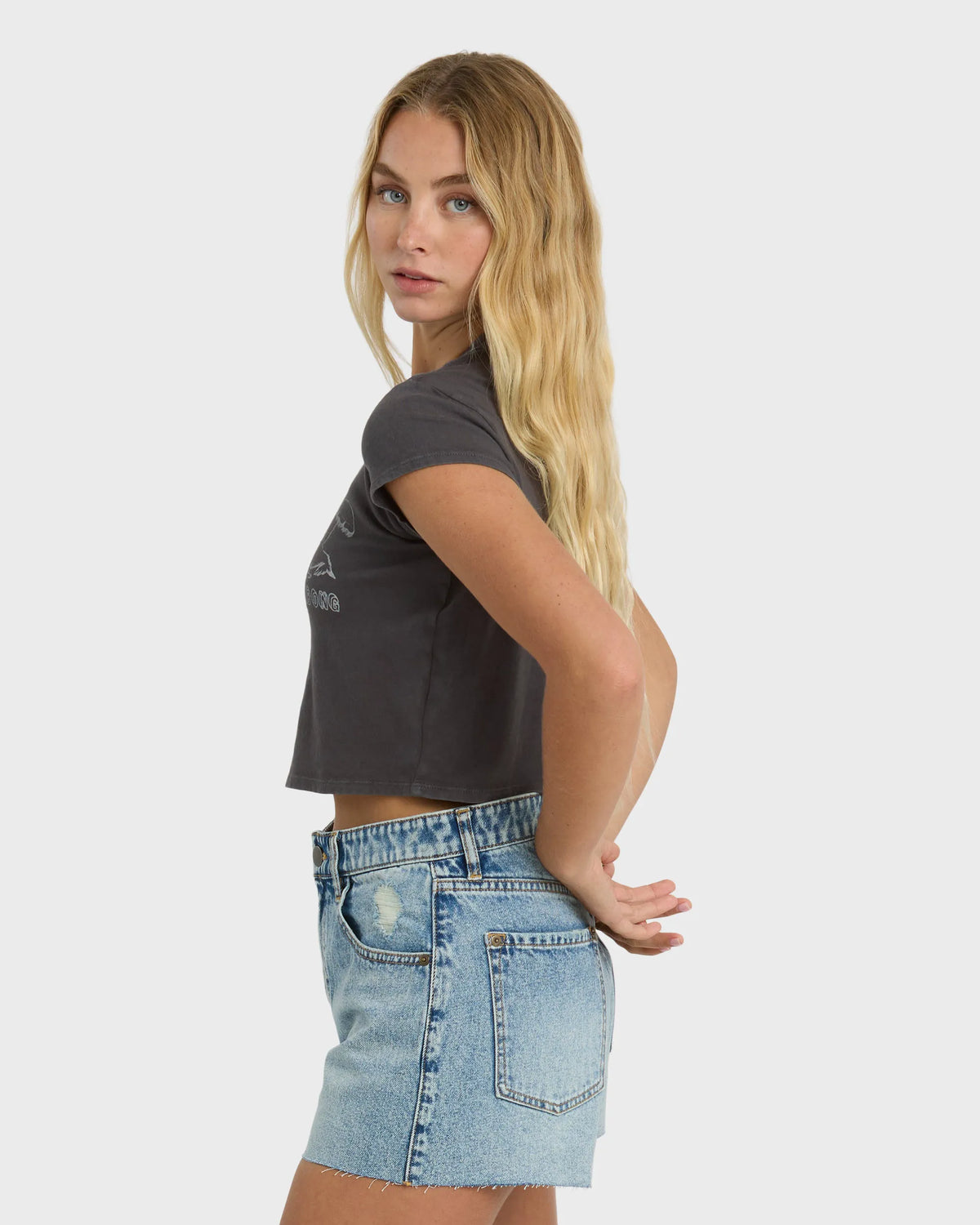 OFF BLACK