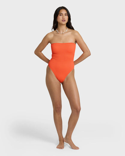 HOT CORAL