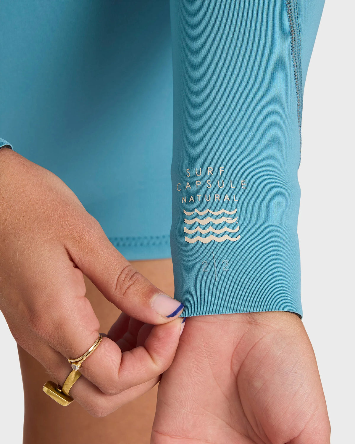 SURF BLUE