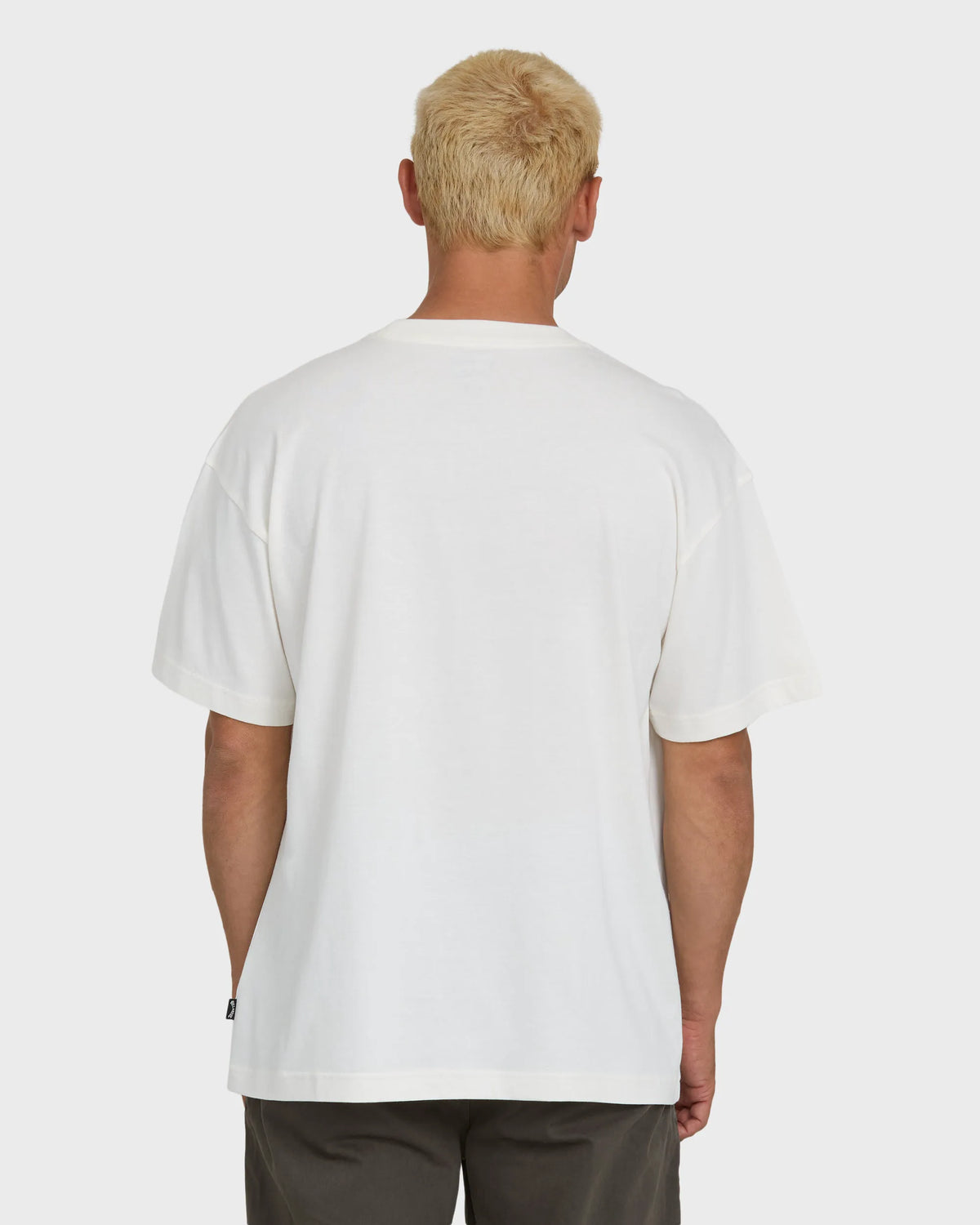 OFF WHITE