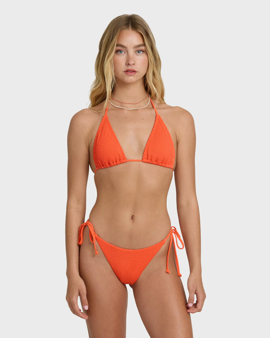 HOT CORAL