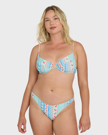 DREAM BLUE