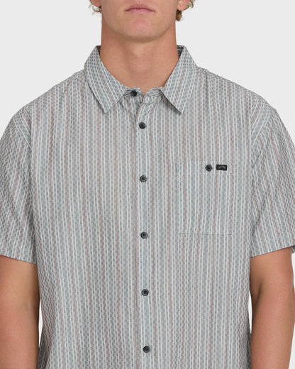 FOG GRAY