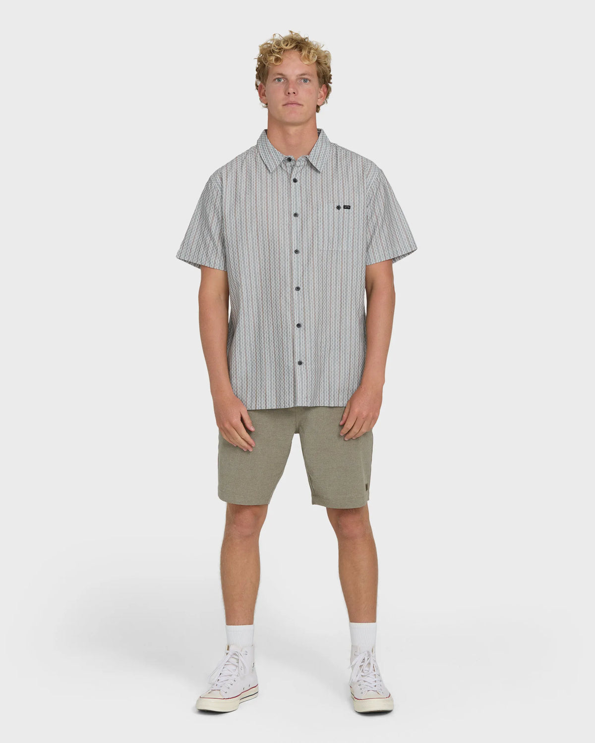 FOG GRAY