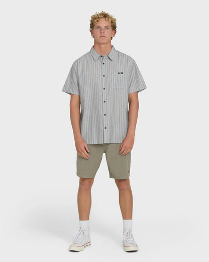 FOG GRAY