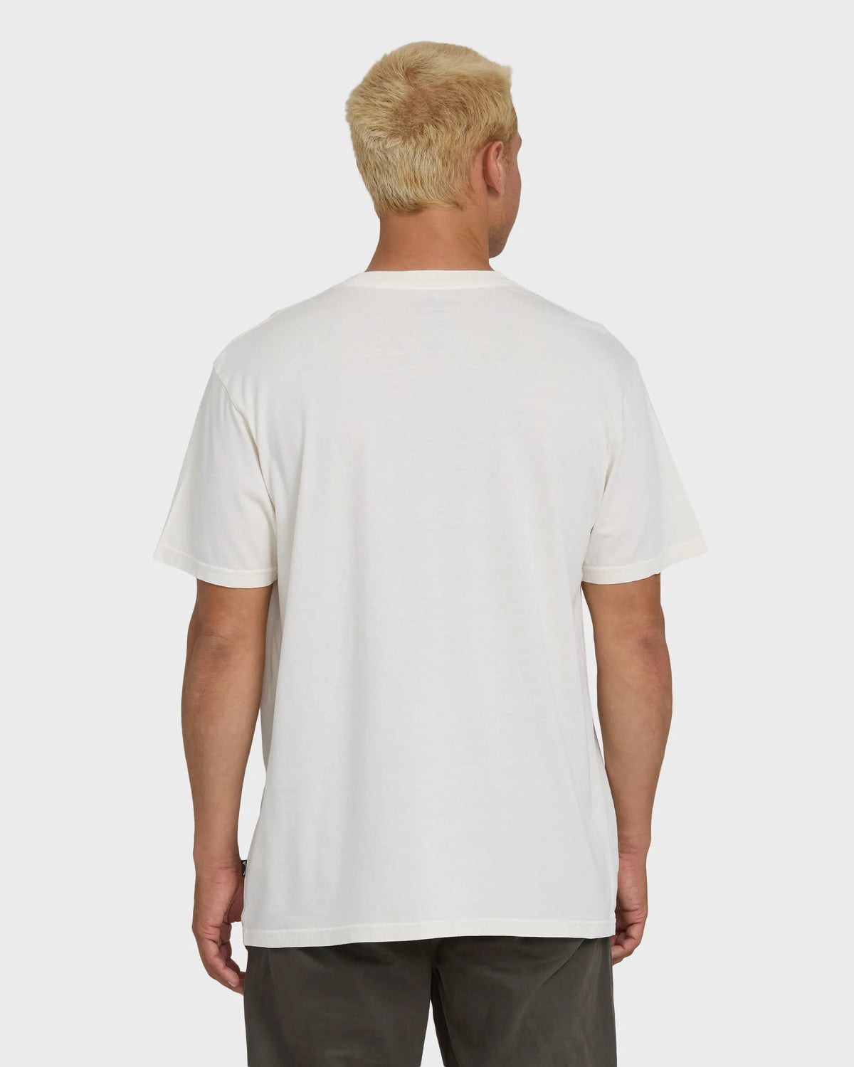 OFF WHITE
