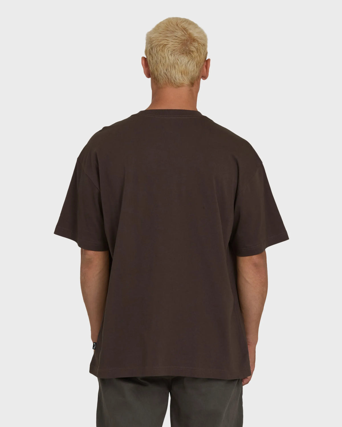 CHOCOLATE BROWN