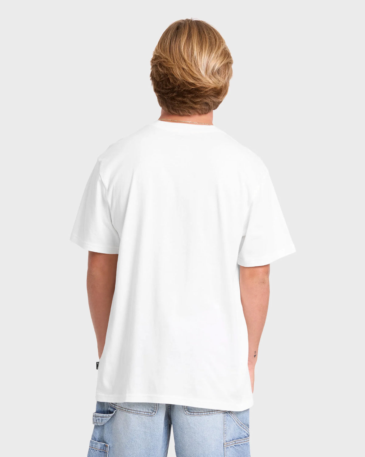 OFF WHITE