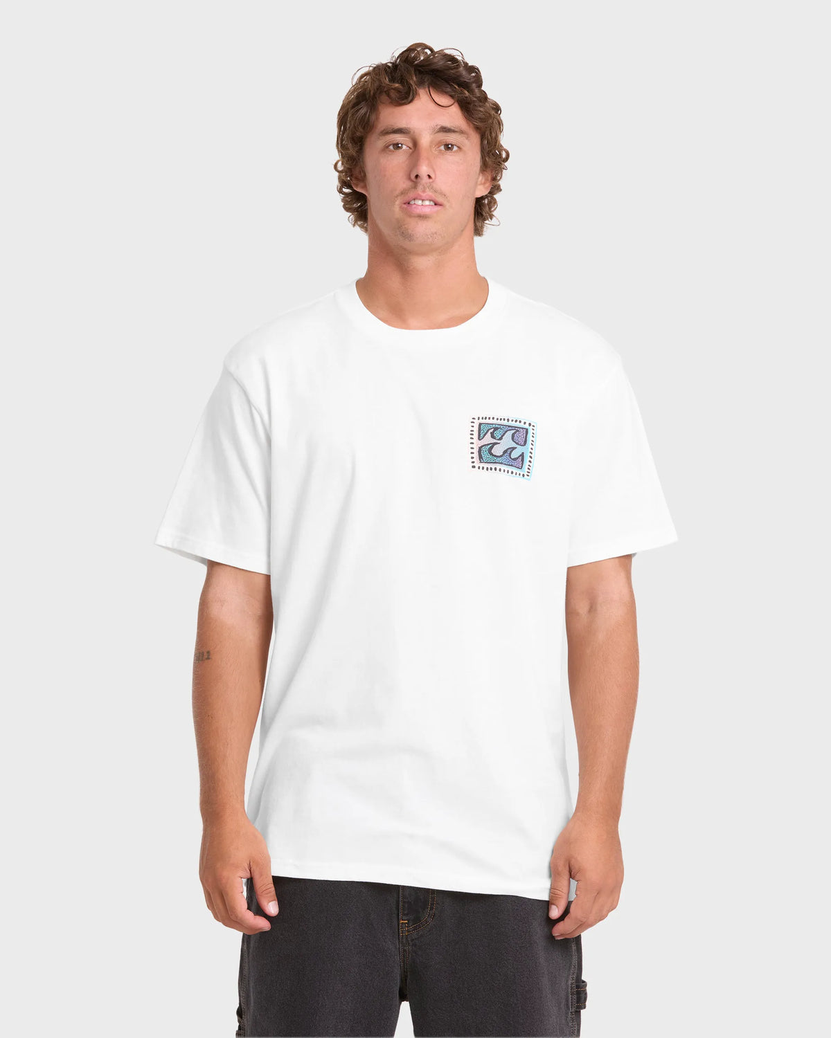 OFF WHITE