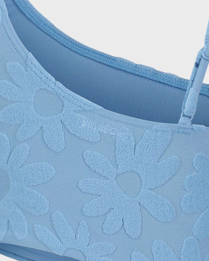 Ashleigh Blue